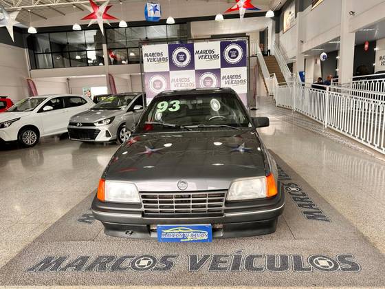 CHEVROLET IPANEMA 1.8 EFI SL 8V GASOLINA 4P MANUAL
